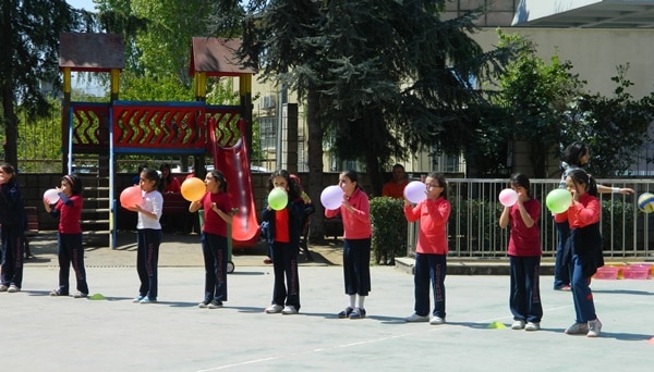 Balonu Şişirerek Patlatma